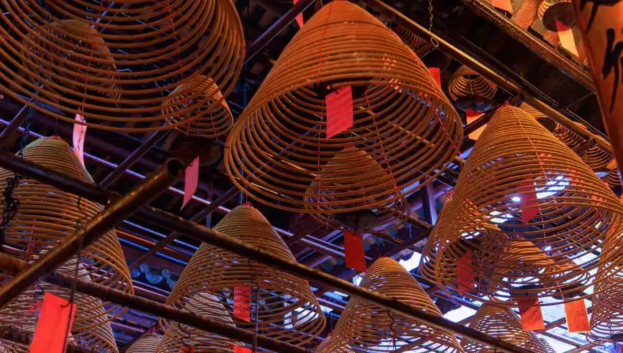 MAN MO TEMPLE PHOTOGRAPHY GUIDE