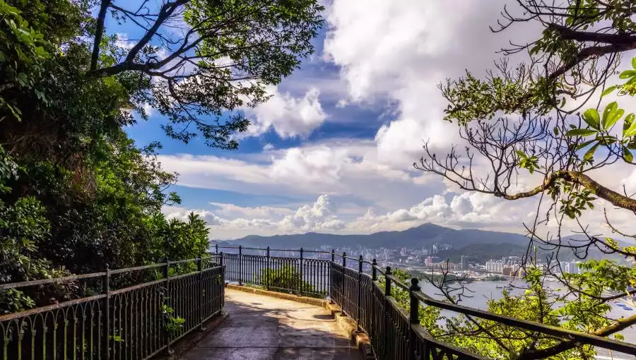 TOP HIKES IN HONG KONG