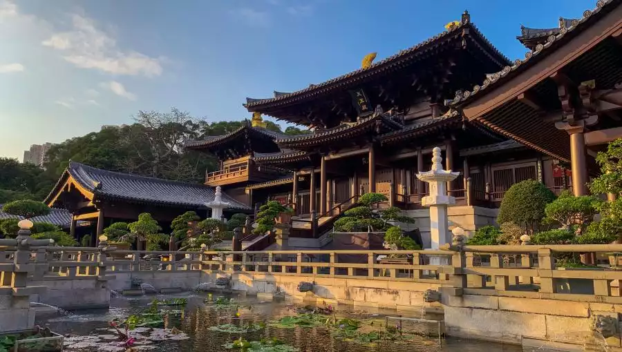 TOP TAOIST AND BUDDHIST TEMPLES